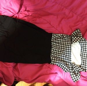 Black and white stylish knee length dress size M